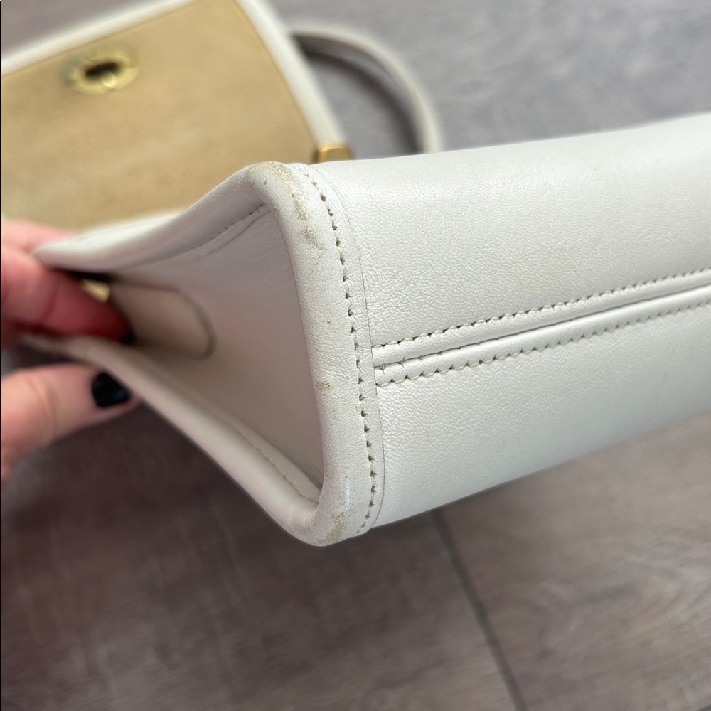 Vintage Coach Scooter Bag in color Bone - Picture 7 of 10